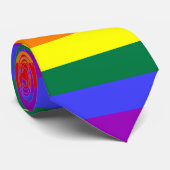 Rainbow-Pride-Flagge Krawatte (Gerollt)