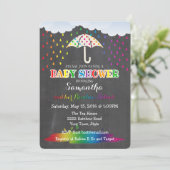 Rainbow Raindrops Twin Baby Shower Einladung (Stehend Vorderseite)