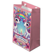 Rainbow Royalty Unicorns Kleine Geschenktüte (Rückseite Schrägansicht)