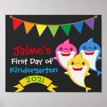 Rainbow Shark Erster Tag der Schule Chalkboard Pos
