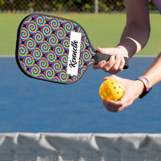 Rainbow Spiral von Kenneth Yoncich Pickleball Schläger (InSitu)