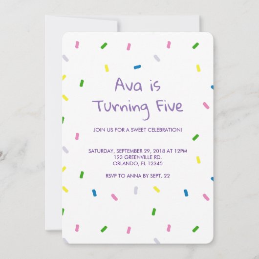 Rainbow Sprinkles Birthday Pattern Einladung (Vorderseite)