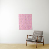Rainbow Sprinkles Farbenfrohe Confetti Light Pink Wandteppich (Beispiel)