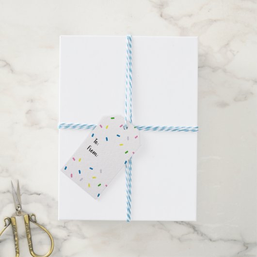 Rainbow Sprinkles Muster Geschenkanhänger (Mit Garn)