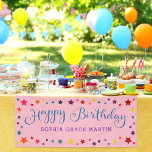 Rainbow Stars auf Pink Happy Birthday Kids Banner<br><div class="desc">Retrofarbene Regenbogensterne auf Ihrer Wahl der Hintergrundfarbe. Ideal für Kinder Geburtstagsfeiern.</div>