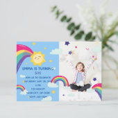 Rainbow Sunshine Fun Birthday Einladung (Stehend Vorderseite)