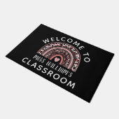 Rainbow Teacher-Klasse Willkommen Fußmatte (Schrägansicht)