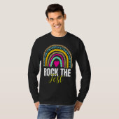 Rainbow-Testtag-Lehrer T-Shirt (Vorne ganz)