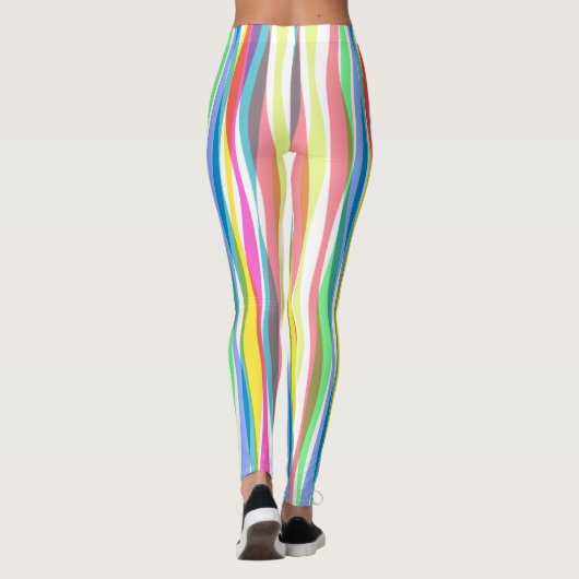 Rainbow Vertical Stripes Pastellfarbene Leggings (Rückseite)
