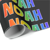 Rainbow Vorname "NOAH"; Fun & Colorful Geschenkpapier (Rolleneckpunkt)
