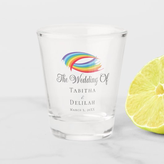 Rainbow Waves Beautiful Custom LGBT Wedding Schnapsglas (Vorderseite)