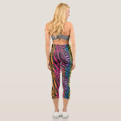 Rainbow Zebra Stipes Capri Leggings (Rückseite)