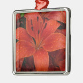 Raindrops auf einer Lily Silbernes Ornament (Links)