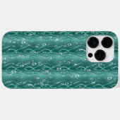 Raindrops auf grünem Metall Case-Mate iPhone Hülle (Rückseite (Horizontal))