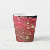 Raindrops Closeup, Spacey Cherry Red Milchtasse (Vorderseite)