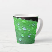 Raindrops Closeup, Spacey Green Milchtasse (Rechte Ecke)