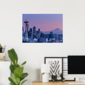 Rainier im Hintergrund. Poster (Heimbüro)