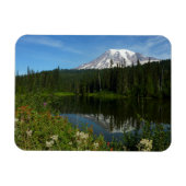 Rainier Lake Reflektion mit Wildblumen Magnet (Horizontal)