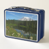 Rainier Lake Reflektion mit Wildblumen Metall Brotdose (Rückseite)