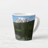 Rainier Lake Reflektion mit Wildblumen Milchtasse (Rechte Ecke)