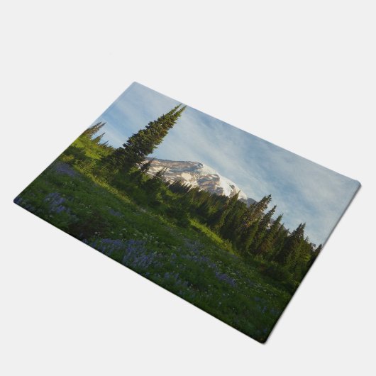 Rainier Morning Light Fußmatte (Schrägansicht)