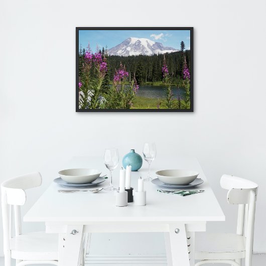 Rainier und Wildblumen Foto Glossage Poster