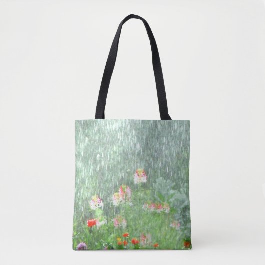 Rainy Day im Blumengarten Tote Tasche (Vorderseite)