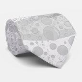 Rainy Sky Gray Polka Dots Krawatte (Gerollt)