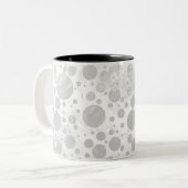Rainy Sky Gray Polka Dots Zweifarbige Tasse (Vorderseite Links)