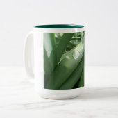 Rainy Spring Zweifarbige Tasse (Vorderseite Links)