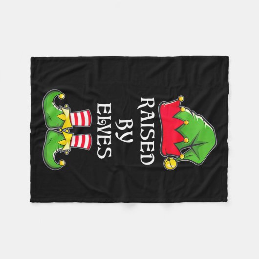 Raised By Elves Funny Christmas Family Elves Squad Fleecedecke (Vorderseite (Horizontal))