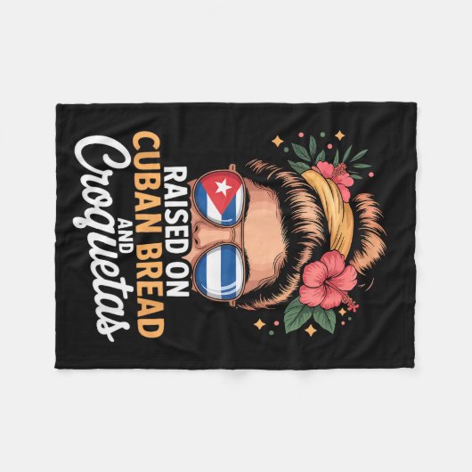 Raised On Cuban Bread And Croquetas Messy Bun Cuba Fleecedecke (Vorderseite (Horizontal))