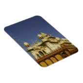 Rajasthan, Indien Eine stehende und zufällige Frau Magnet (Rechte Seite)