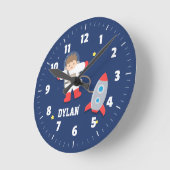 Raketenschiff Weltraum Kleiner Astronautensaal Runde Wanduhr (Winkel)