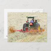 Raking Hay an einem Sommertag Postkarte (Vorne/Hinten)