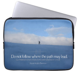 Ralph Waldo Emerson Inspiration Zitat "Trail" Laptopschutzhülle