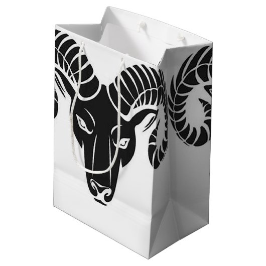 RAM-Kopf Mittlere Geschenktüte (Rückseite Schrägansicht)