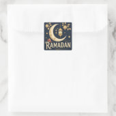 Ramadan fängt das Licht, den Rhythmus. Quadratischer Aufkleber (Tasche)