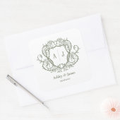 Rambling Rose Sage Monogramm-Wappen-Hochzeit Quadratischer Aufkleber (Umschlag)