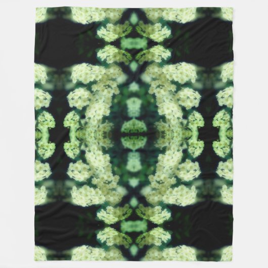 Rambling Wild White Roses Abstrakt Fleecedecke (Vorderseite)