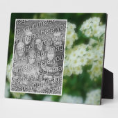 Rambling Wild White Roses ergänzen Ihr eigenes Fot Fotoplatte (Seite)