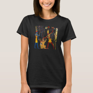 Ramesses II, der Gefangene zu Tode zu opfern droht T-Shirt