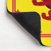 Rampant Lion Banner Mousepad (Ecke)