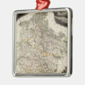 Randabbildungen Silbernes Ornament (Links)