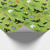 Random Halloween Iconic Muster Green Geschenkpapier (Ecke)