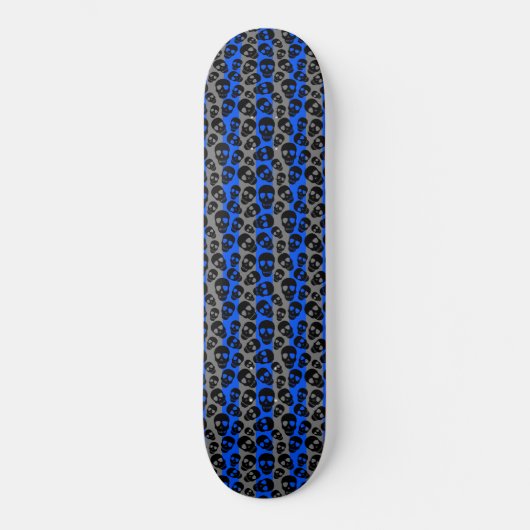 Random Skulls Blue Gray Streifen Skateboard (Vorderseite)