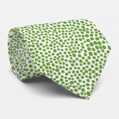 Random Spots - Avocado Green auf Weiß Krawatte (Gerollt)