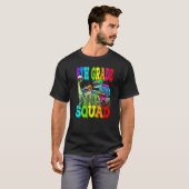 Rang 6. Rang Squad Monster LKW Dinosaurier zurück T-Shirt (Vorne ganz)