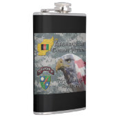 Ranger Regiment für den afghanischen Kampfveteran Flachmann (Rechts)