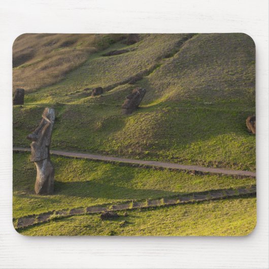 Rano Raraku, Rapa Nui, Easter Island, Chile Mousepad (Vorne)